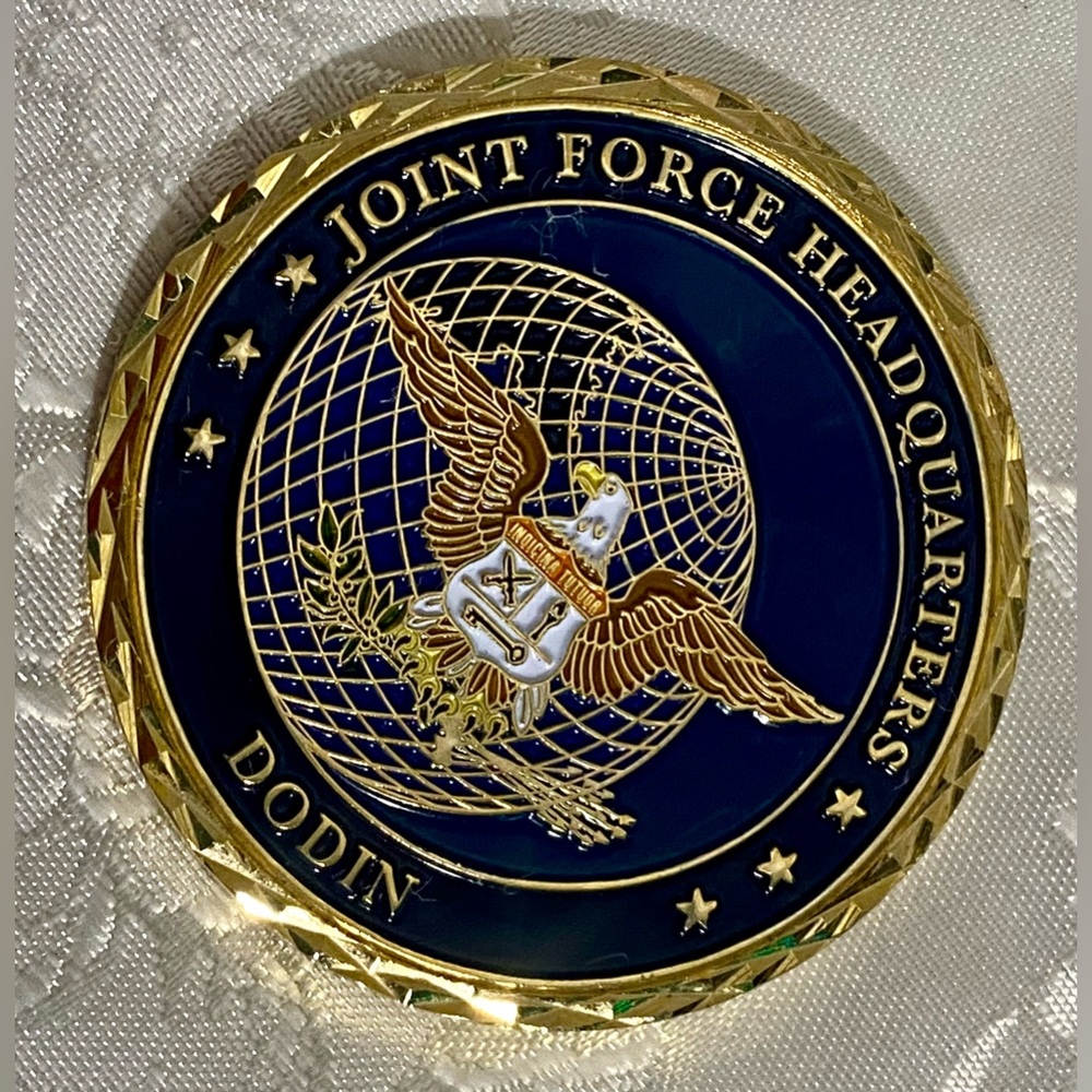 Joint Force Headquarters DoDIN Cyber Command Challenge Coin ~2” Diameter - Picture 4 of 4